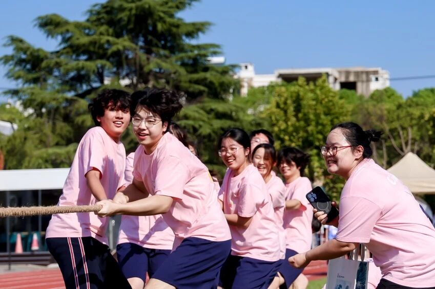 2025上海领科内啡肽运动会圆满落幕:挥洒汗水,点燃秋日激情 - 第1张 - 择校360网 2025上海领科内啡肽运动会圆满落幕:挥洒汗水,点燃秋日激情 - 第1张