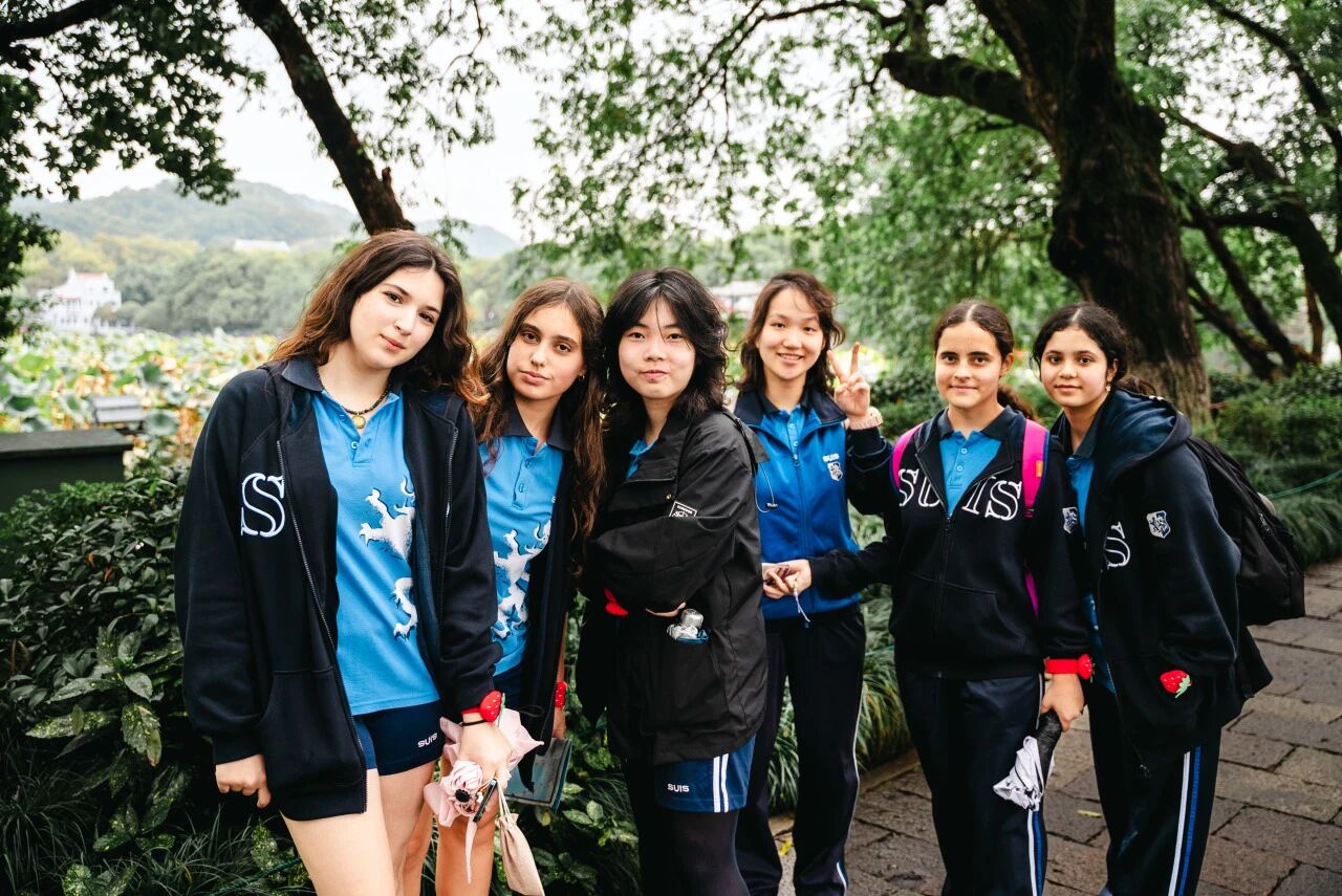 协和十年级杭州之行:烟雨茶山间锤炼意志,西湖畔携手凝聚真情 - 第4张 - 择校360网 协和十年级杭州之行:烟雨茶山间锤炼意志,西湖畔携手凝聚真情 - 第4张